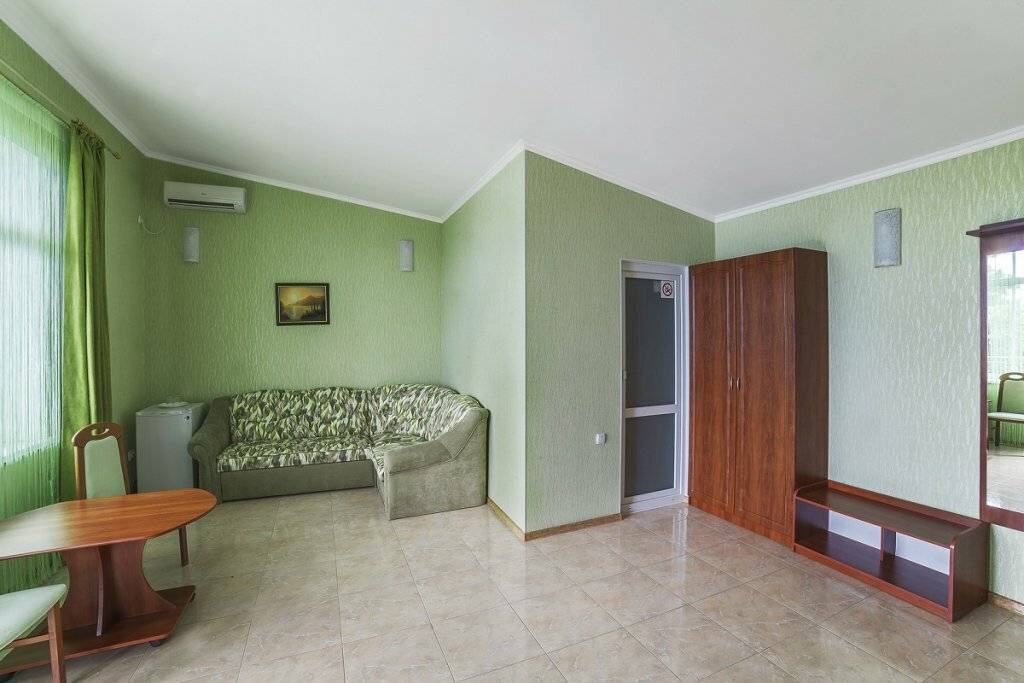 Фото Гостевого дома Усадьба у графского парка Алупка 67