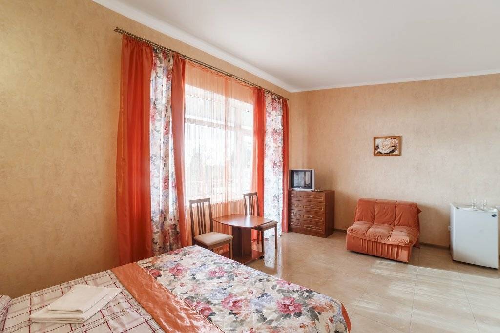 Фото Гостевого дома Усадьба у графского парка Алупка 66