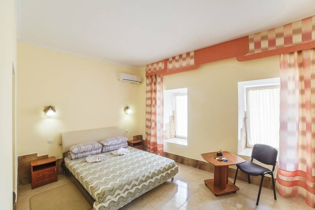 Фото Гостевого дома Усадьба у графского парка Алупка 55