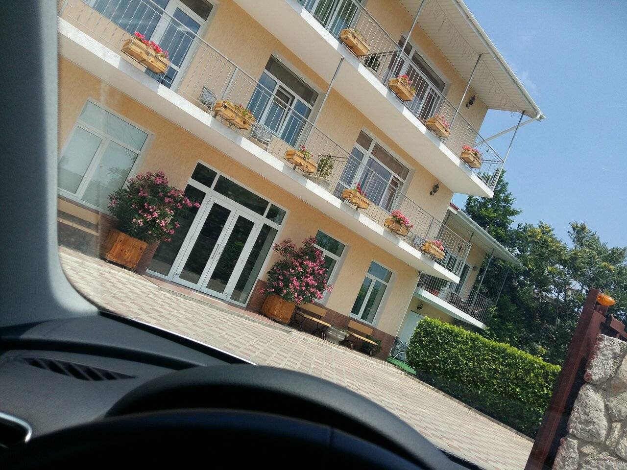 Фото Гостевого дома Усадьба у графского парка Алупка 25