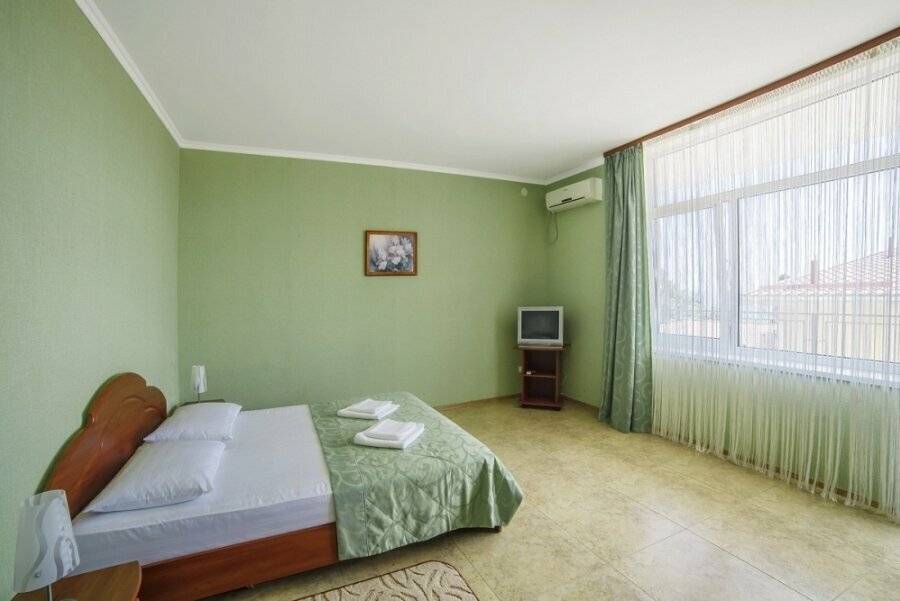 Семейный номер с балконом